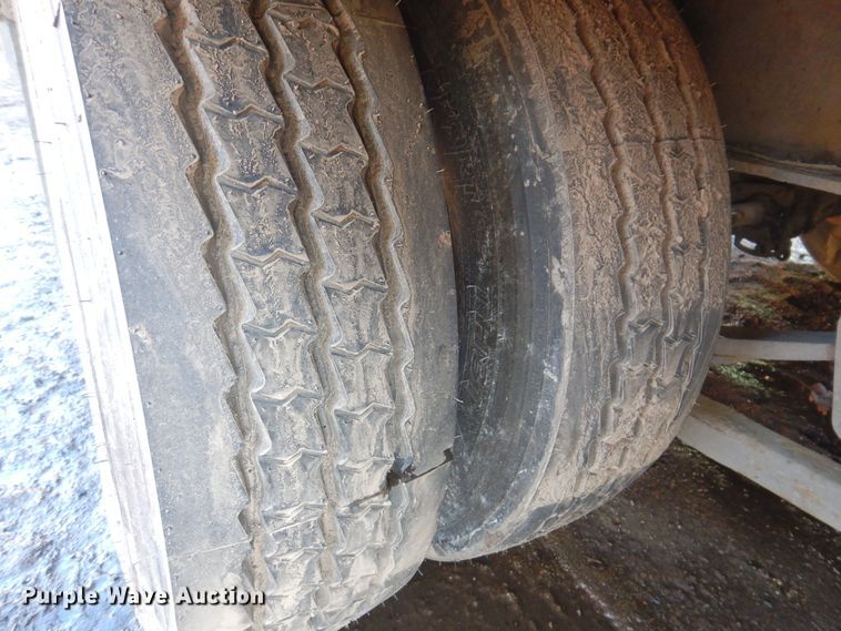 image for item DL7958 2012 Felling FT-50-3LP equipment trailer