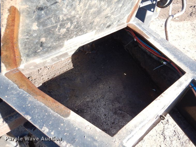 image for item DL7959 2012 Felling FT-50-3LP equipment trailer