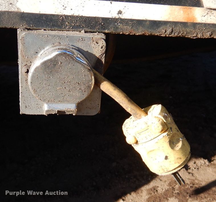 image for item DL7959 2012 Felling FT-50-3LP equipment trailer