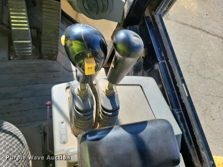 image for item DL7963 2005 Caterpillar 938G Series II wheel loader