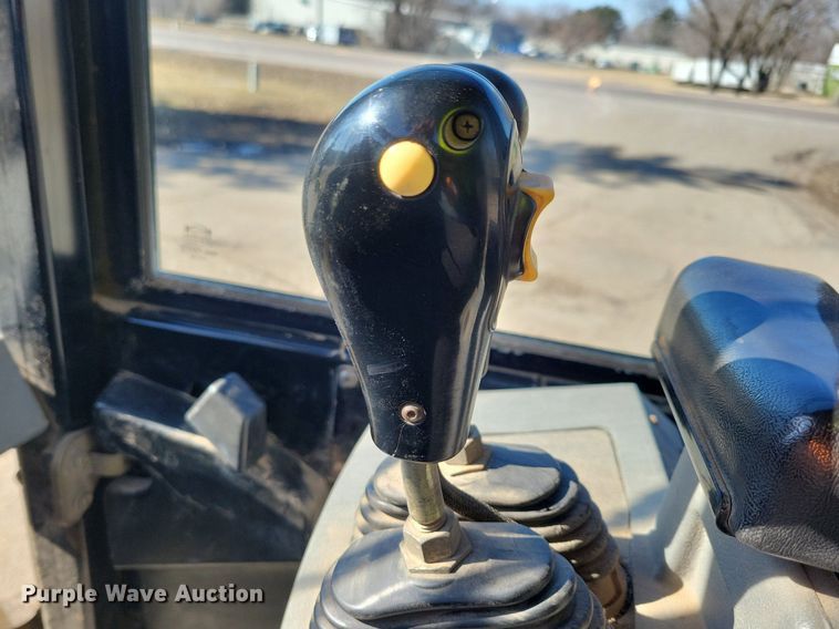 image for item DL7963 2005 Caterpillar 938G Series II wheel loader