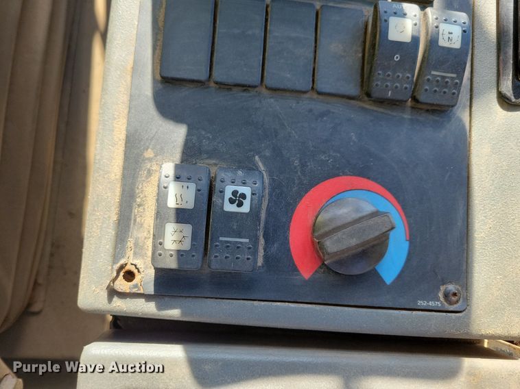 image for item DL7963 2005 Caterpillar 938G Series II wheel loader