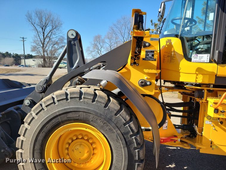 image for item DL7964 2022 Volvo L90H wheel loader