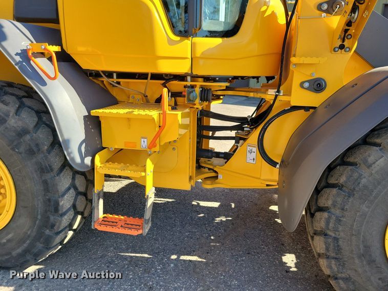 image for item DL7964 2022 Volvo L90H wheel loader