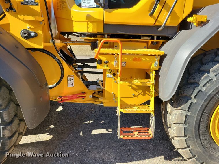 image for item DL7964 2022 Volvo L90H wheel loader