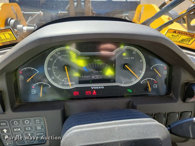 image for item DL7964 2022 Volvo L90H wheel loader