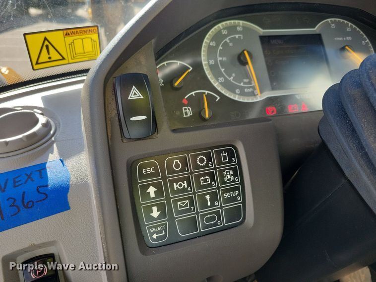 image for item DL7964 2022 Volvo L90H wheel loader