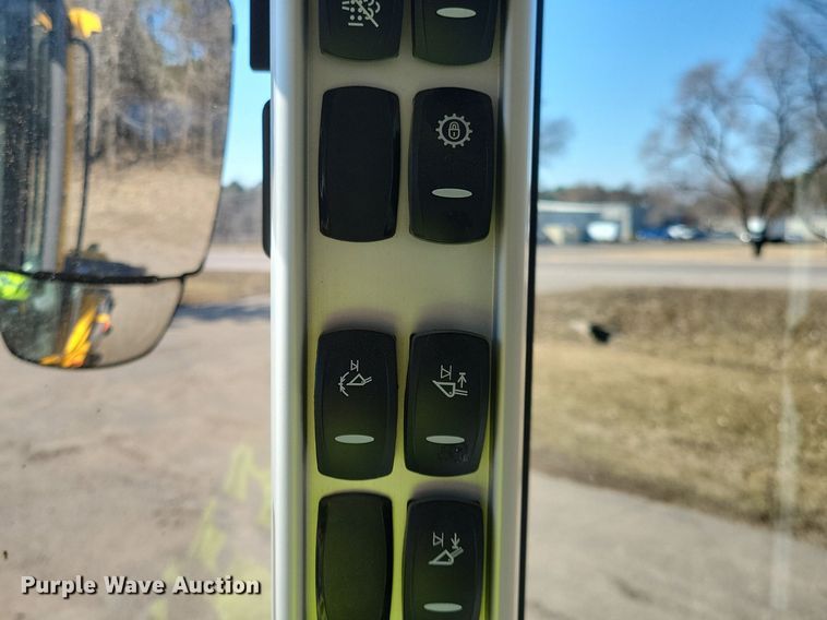 image for item DL7964 2022 Volvo L90H wheel loader