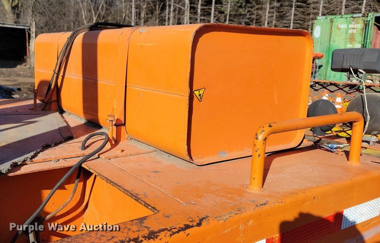 image for item DL7966 Ferguson SP-912 pneumatic roller