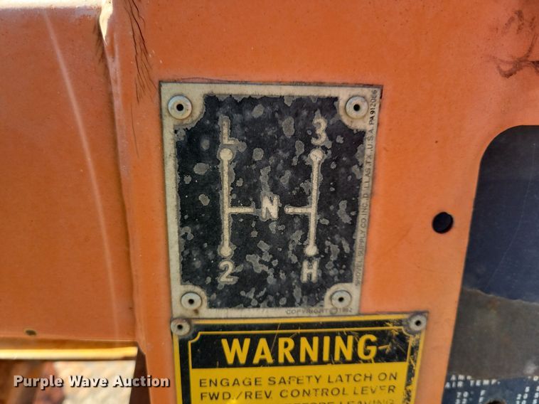 image for item DL7966 Ferguson SP-912 pneumatic roller