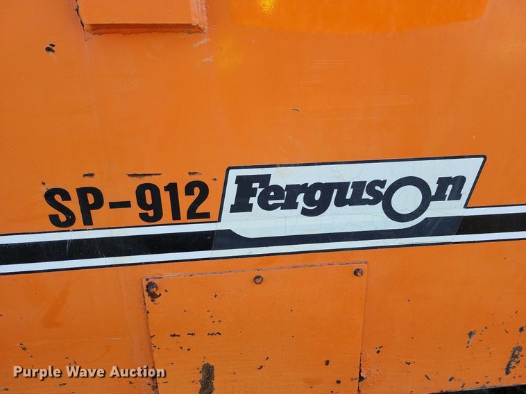 image for item DL7966 Ferguson SP-912 pneumatic roller