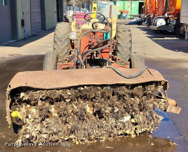 image for item DL7967 Ford 2000 Industrial landscape tractor