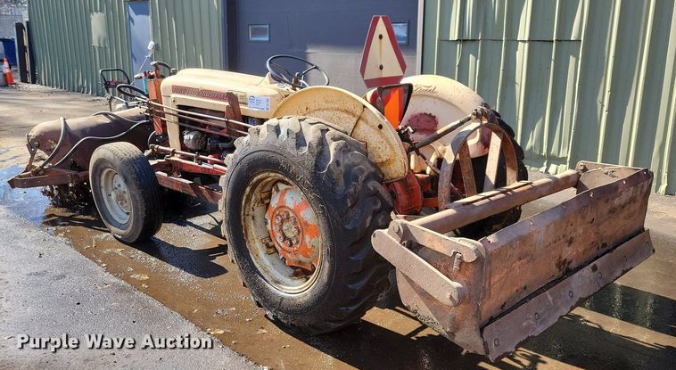 image for item DL7967 Ford 2000 Industrial landscape tractor