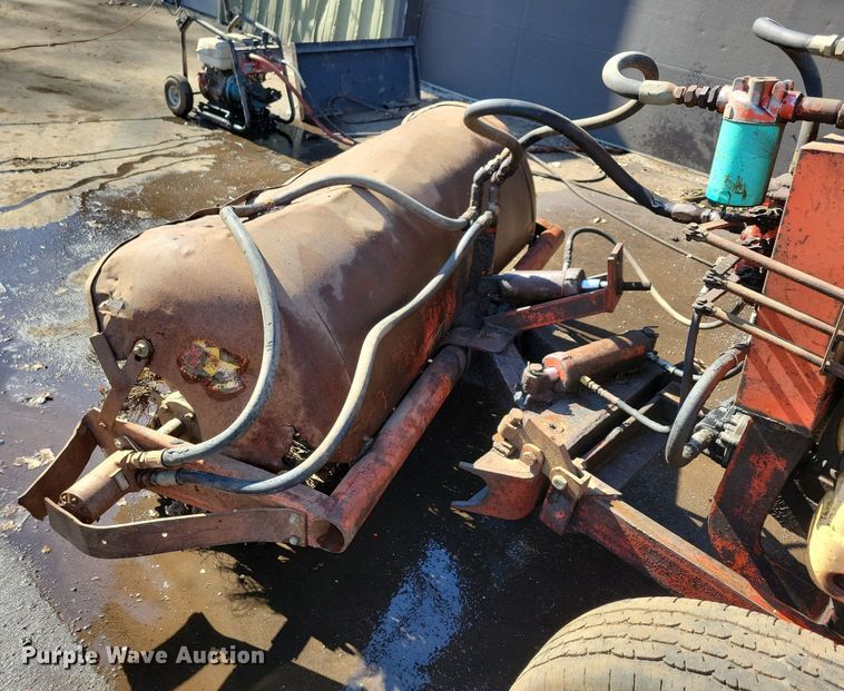 image for item DL7967 Ford 2000 Industrial landscape tractor