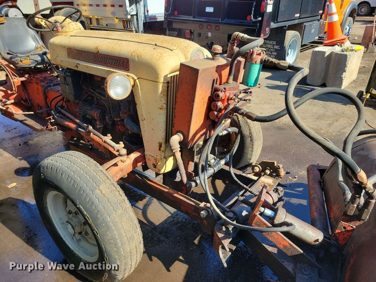 image for item DL7967 Ford 2000 Industrial landscape tractor
