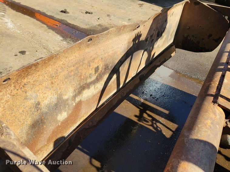 image for item DL7967 Ford 2000 Industrial landscape tractor