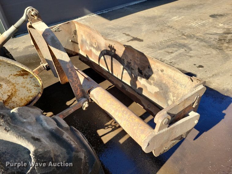 image for item DL7967 Ford 2000 Industrial landscape tractor