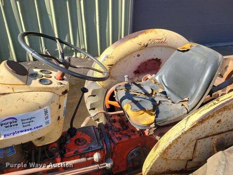 image for item DL7967 Ford 2000 Industrial landscape tractor