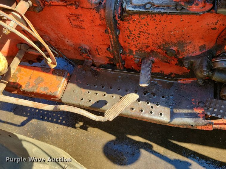 image for item DL7967 Ford 2000 Industrial landscape tractor