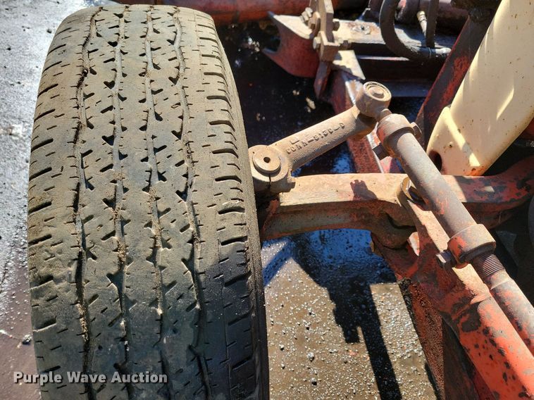 image for item DL7967 Ford 2000 Industrial landscape tractor