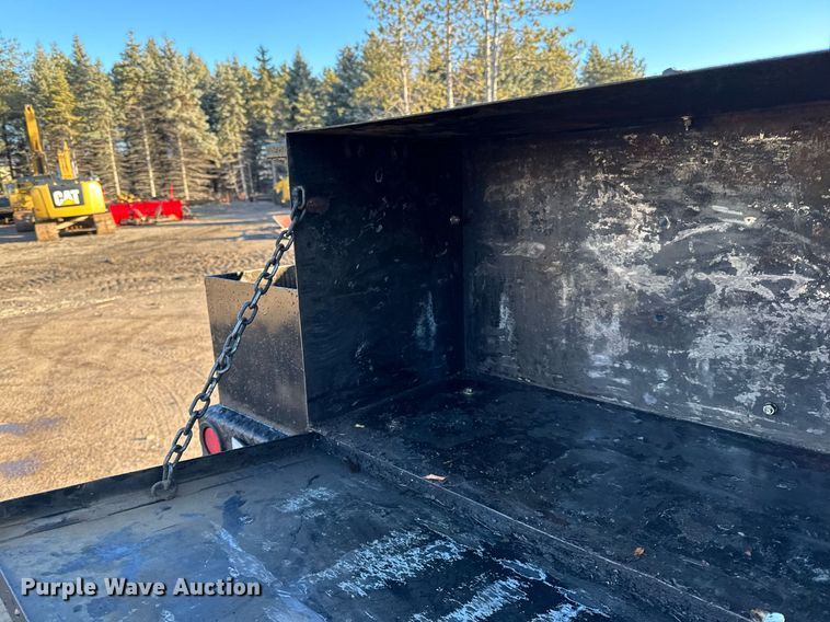 image for item DO3168 2012 Ford  F550 flatbed truck