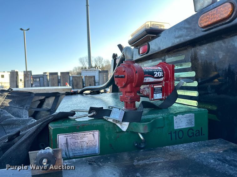 image for item DO3168 2012 Ford  F550 flatbed truck