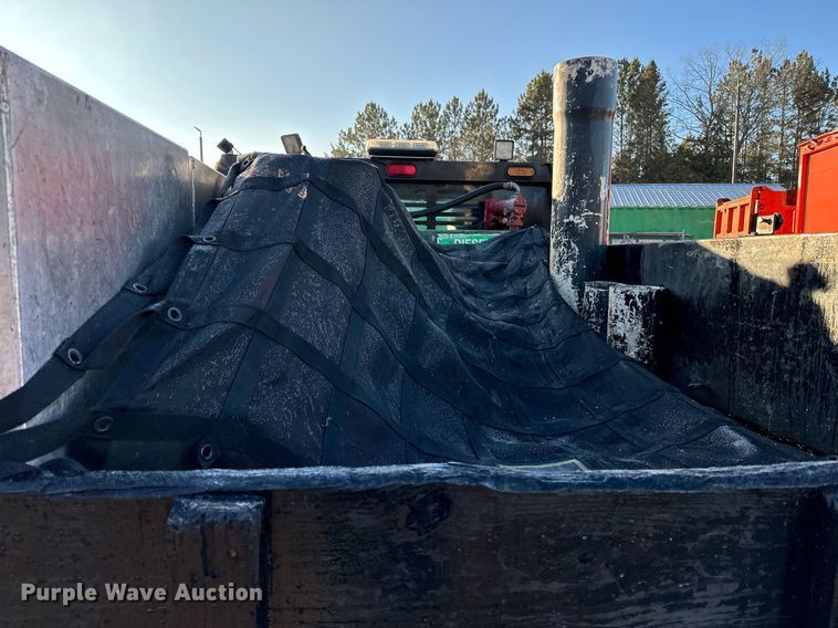 image for item DO3168 2012 Ford  F550 flatbed truck