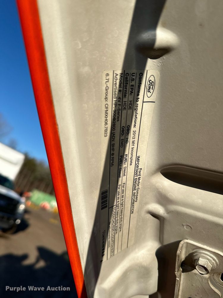 image for item DO3168 2012 Ford  F550 flatbed truck