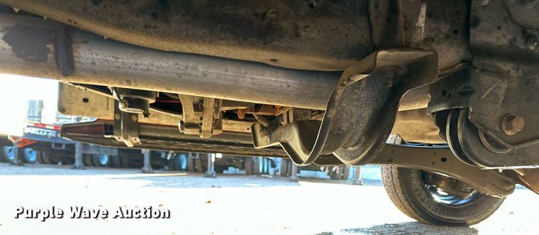 image for item DO3168 2012 Ford  F550 flatbed truck