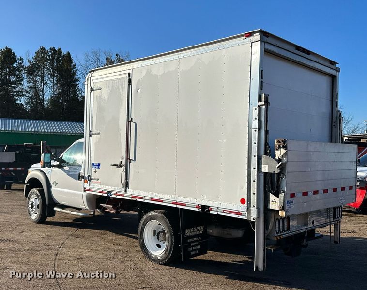 image for item DO3169 2016 Ford F550 Super Duty XL box truck