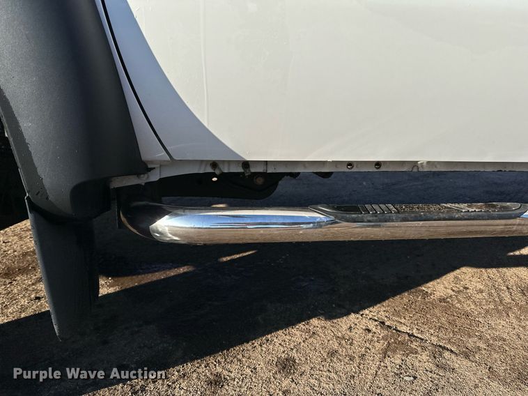 image for item DO3169 2016 Ford F550 Super Duty XL box truck