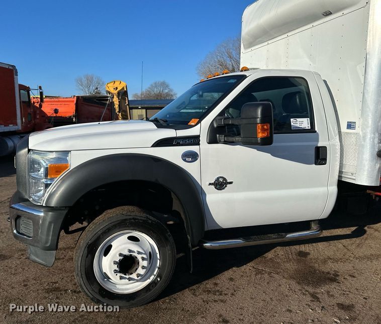 image for item DO3169 2016 Ford F550 Super Duty XL box truck
