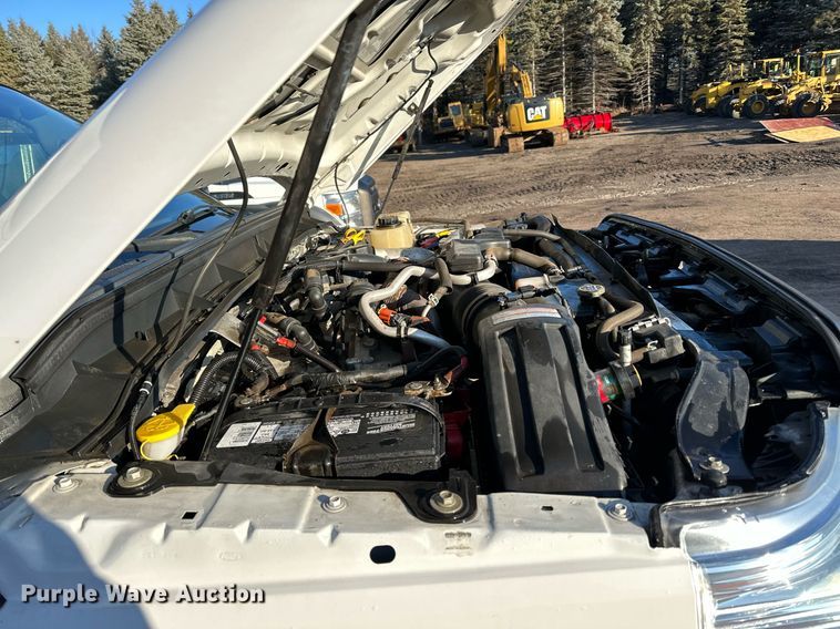 image for item DO3169 2016 Ford F550 Super Duty XL box truck