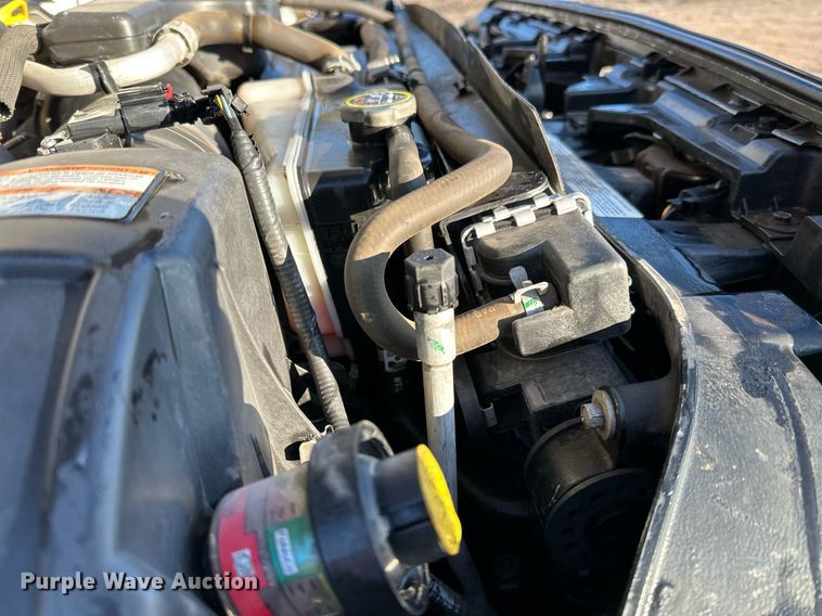 image for item DO3169 2016 Ford F550 Super Duty XL box truck