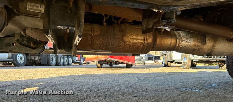 image for item DO3169 2016 Ford F550 Super Duty XL box truck