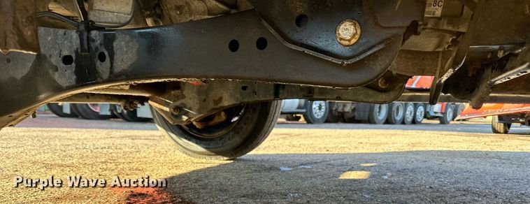 image for item DO3169 2016 Ford F550 Super Duty XL box truck