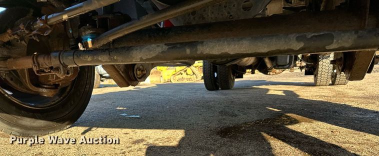 image for item DO3169 2016 Ford F550 Super Duty XL box truck