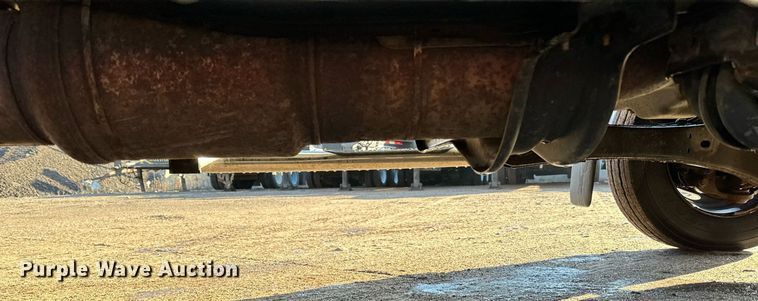 image for item DO3169 2016 Ford F550 Super Duty XL box truck