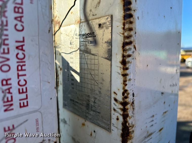 image for item DO3170 2011 Ford  F550 Super Duty XL flatbed truck