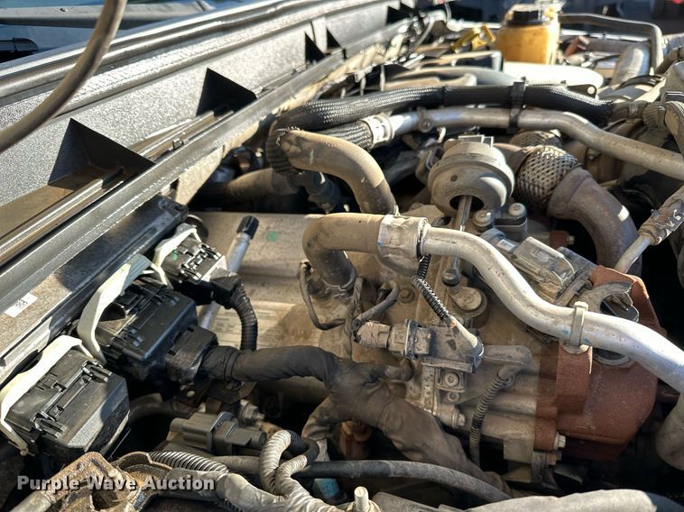 image for item DO3170 2011 Ford  F550 Super Duty XL flatbed truck