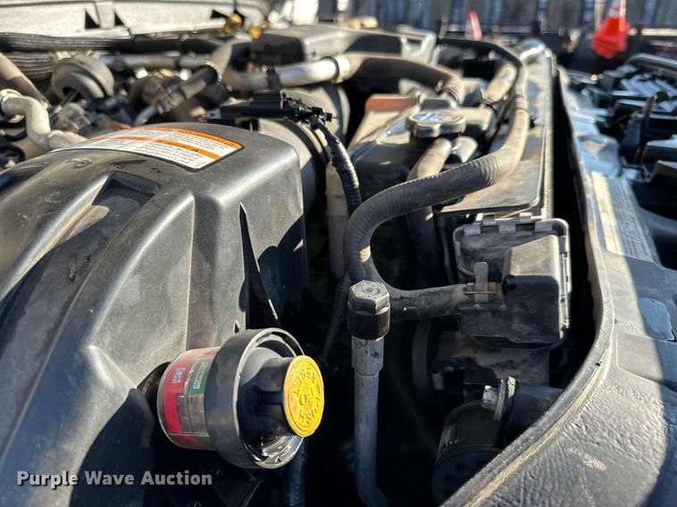 image for item DO3170 2011 Ford  F550 Super Duty XL flatbed truck