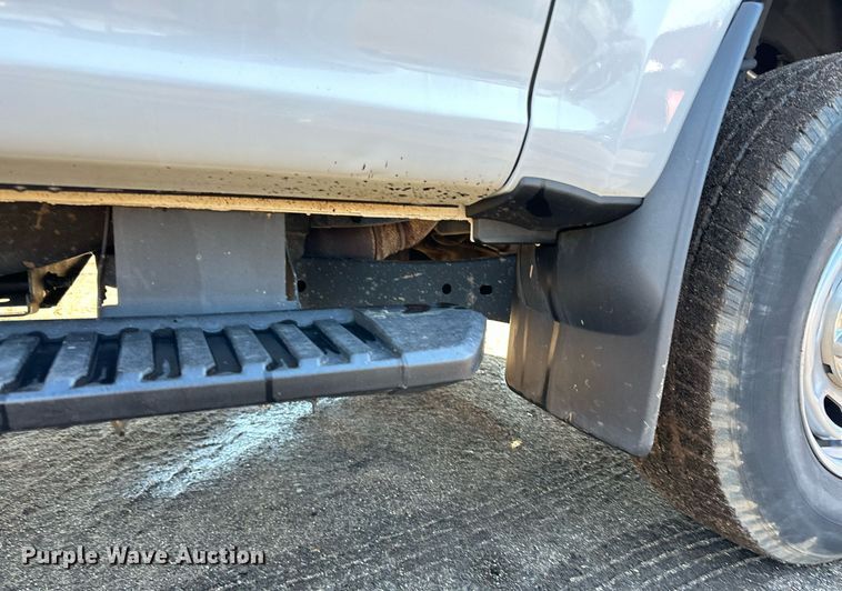 image for item DO3171 2019 Ford  F350 Super Duty XL SuperCab pickup truck