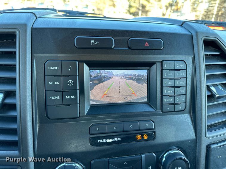 image for item DO3171 2019 Ford  F350 Super Duty XL SuperCab pickup truck