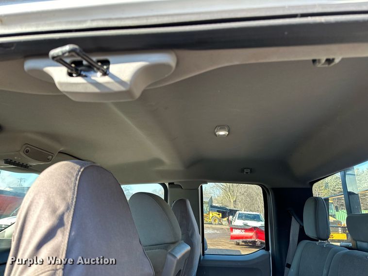 image for item DO3171 2019 Ford  F350 Super Duty XL SuperCab pickup truck