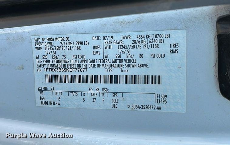 image for item DO3171 2019 Ford  F350 Super Duty XL SuperCab pickup truck