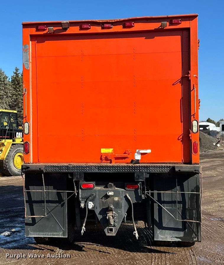 image for item DO3173 1999 Kenworth  T800 box truck