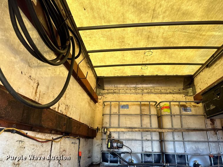 image for item DO3173 1999 Kenworth  T800 box truck