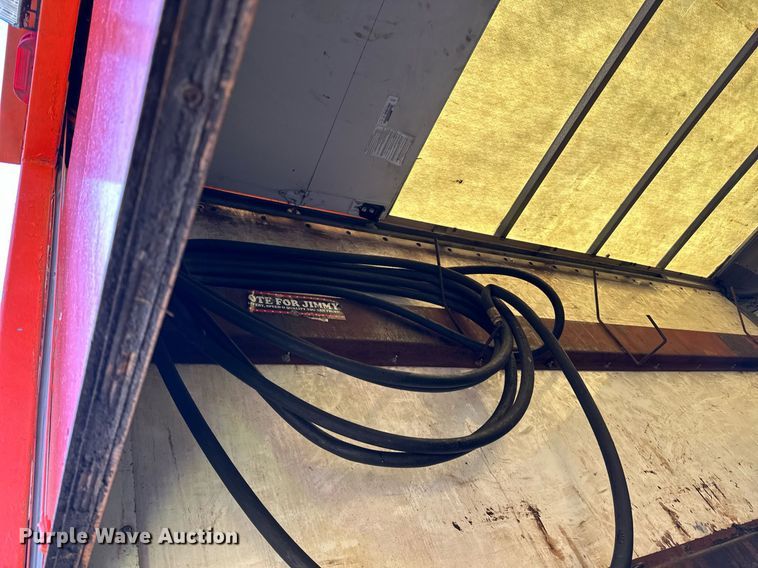 image for item DO3173 1999 Kenworth  T800 box truck