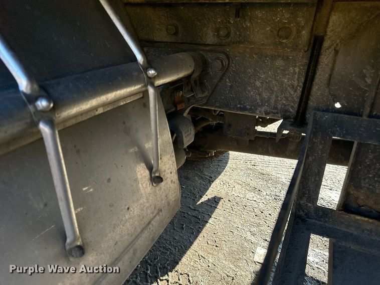 image for item DO3173 1999 Kenworth  T800 box truck