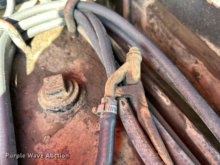 image for item DO3174 2005 Sterling LT9500 dump truck